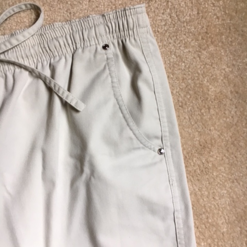Pants - Picture 5 of 5